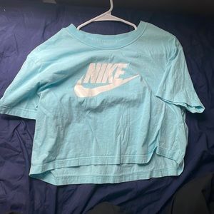 Nike Crop Top